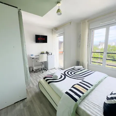 Homestay A Proche De Paris Et A 10 Minutes Aeroport Orly